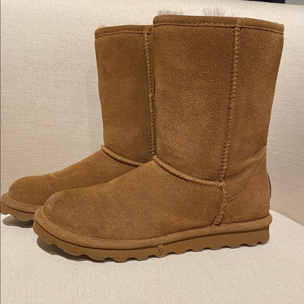 BearPaw Elle Short Boots Sz 7
